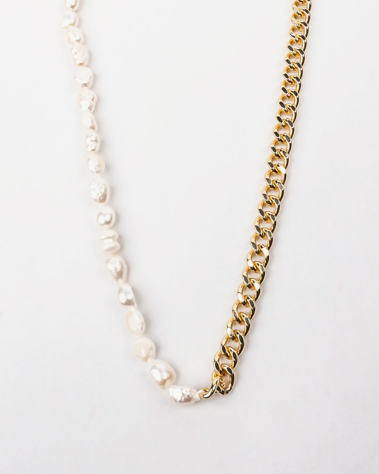 Pearl Chocker